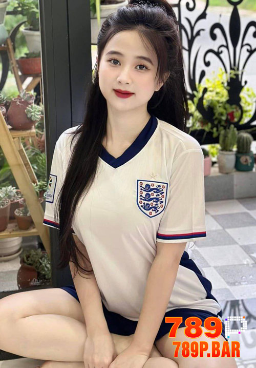 CEO Phạm Hương
